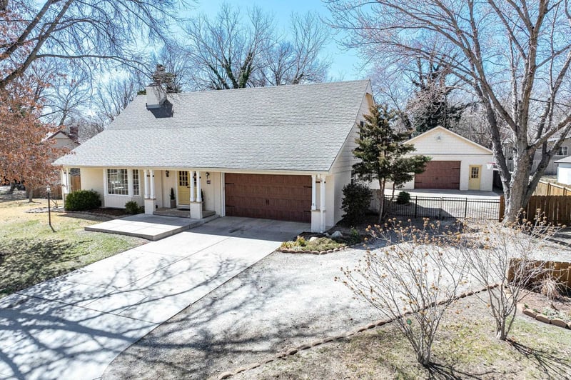 249 S Bonnie Brae, Wichita, KS 67207