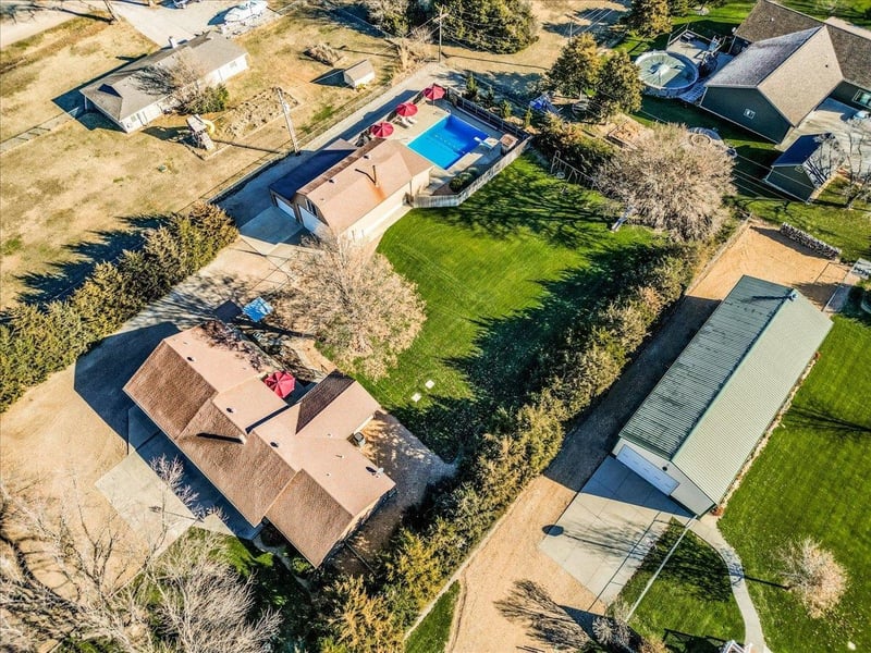 1440 N Estate Rd, Peck, KS 67120
