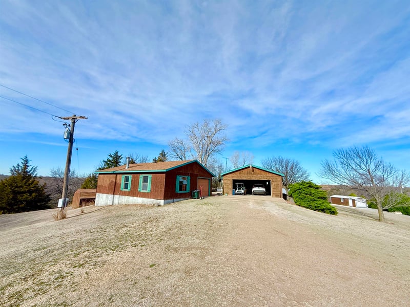 9 NW Indian, Medicine Lodge, KS 67104