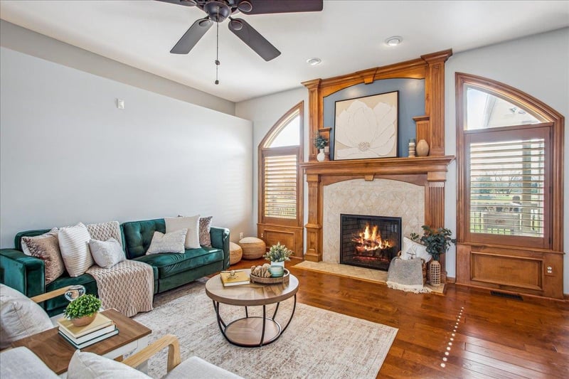 1639 E Bearhill Rd, Park City, KS 67147