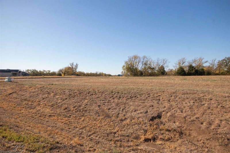 Lot 4 Blk F Ph2 Cedar Ranch Est, Derby, KS 67037