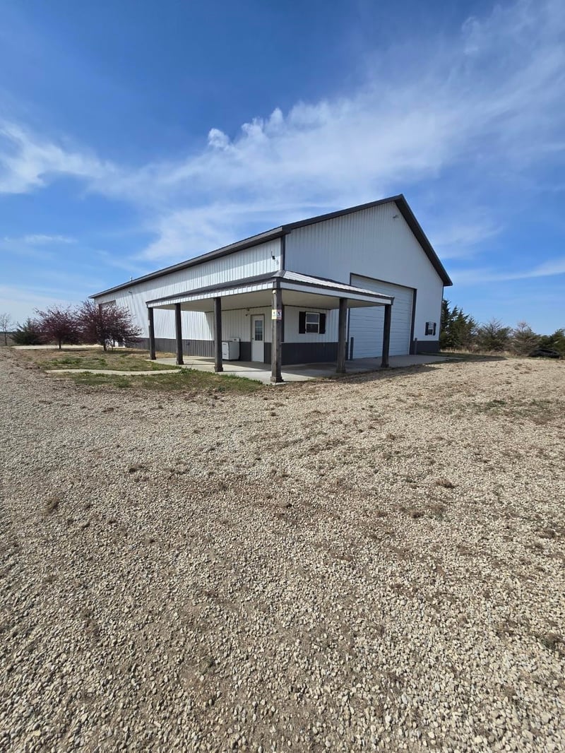 24005 S High Point Rd, Kingman, KS 67068