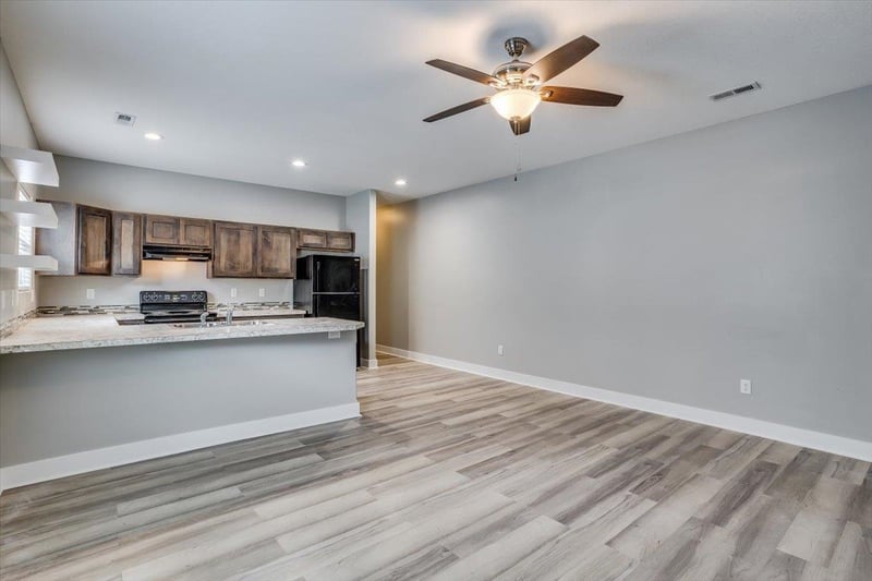 1523 - 1525 S Edwards Ave, Wichita, KS 67213