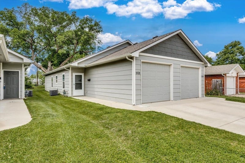 1523 - 1525 S Edwards Ave, Wichita, KS 67213