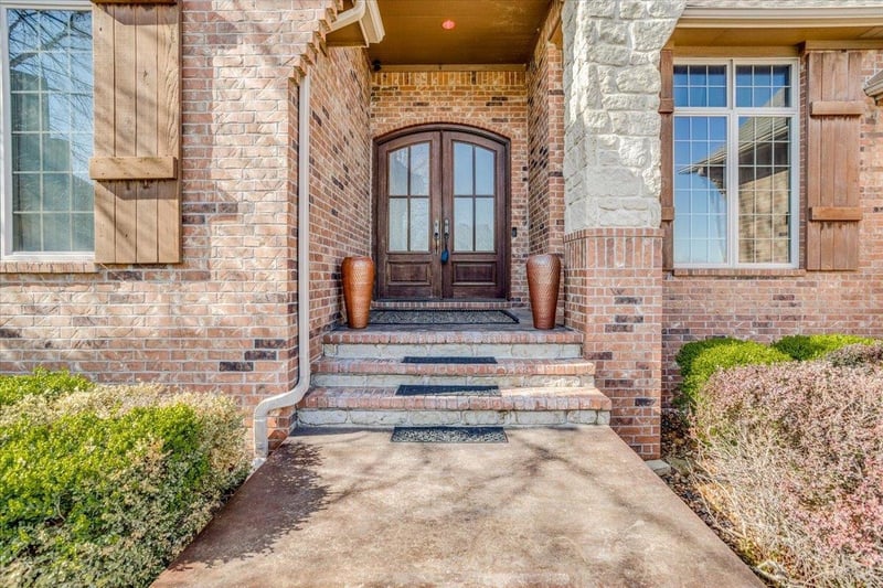 705 N Deerfield Ct, Andover, KS 67002