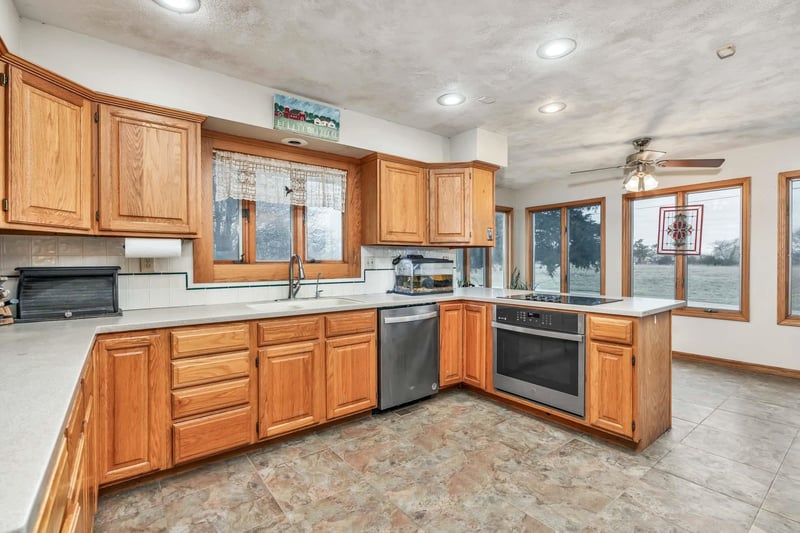 13930 39th St S, Derby, KS 67037