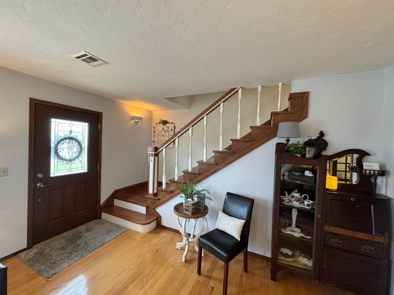 2804 E Vine Ave, Parkerfield, KS 67005