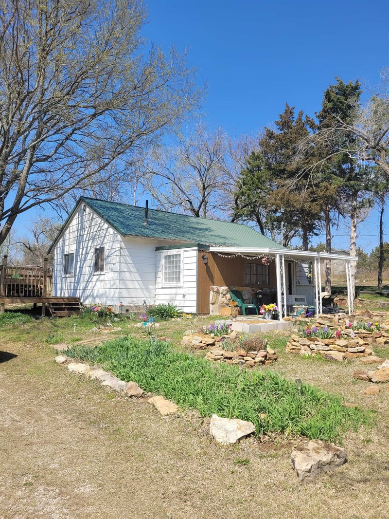 2251 38th St, Fall River, KS 67047