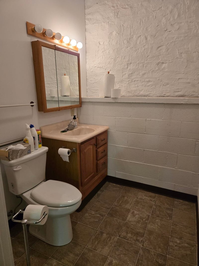 701 Main St, Winfield, KS 67156