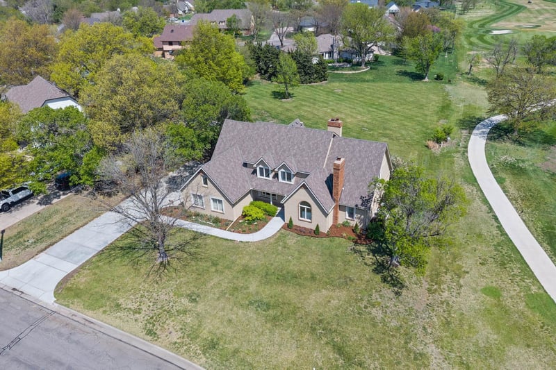 2310 N Greenleaf St, Wichita, KS 67226