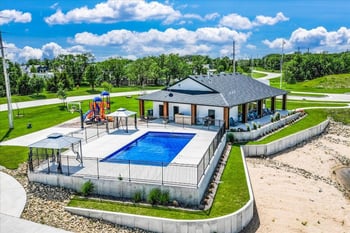 4612 N Ridge Port St, Wichita, KS 67205-8824