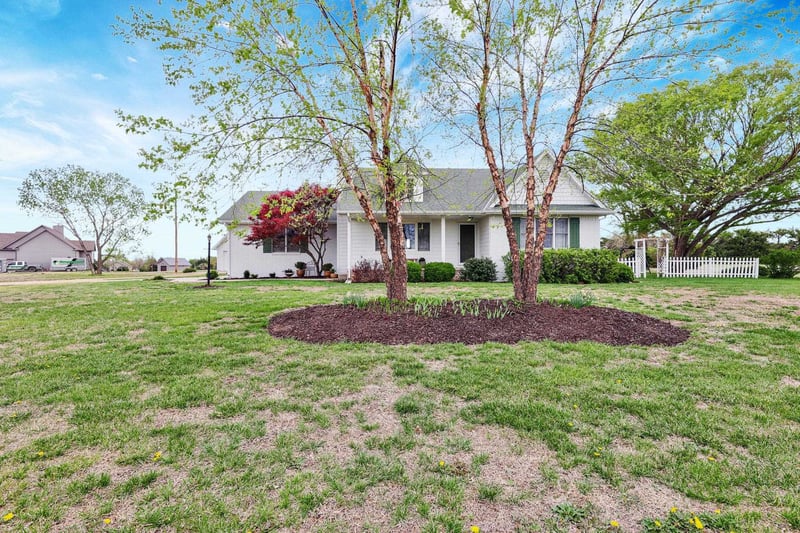 11581 SW 43rd, Towanda, KS 67144
