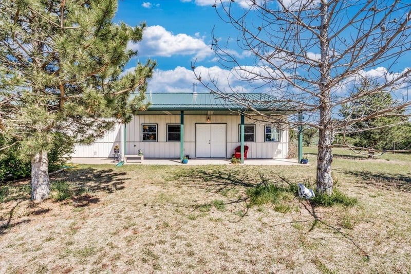 655 SE 80 Ave, Murdock, KS 67111