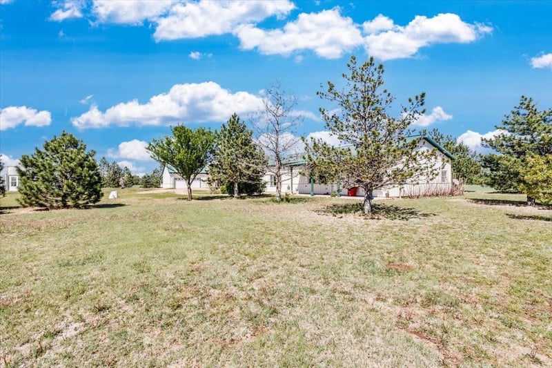 655 SE 80 Ave, Murdock, KS 67111