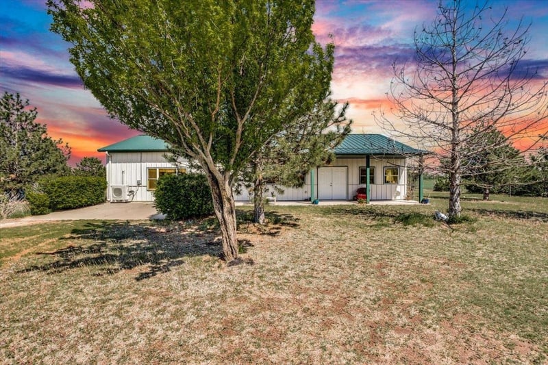 655 SE 80 Ave, Murdock, KS 67111