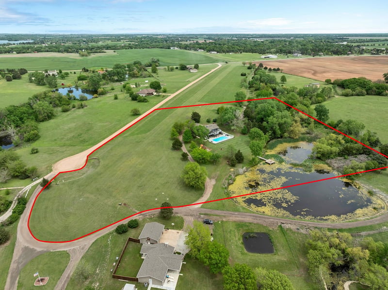 5836 S Killdeer Ln, Viola, KS 67149