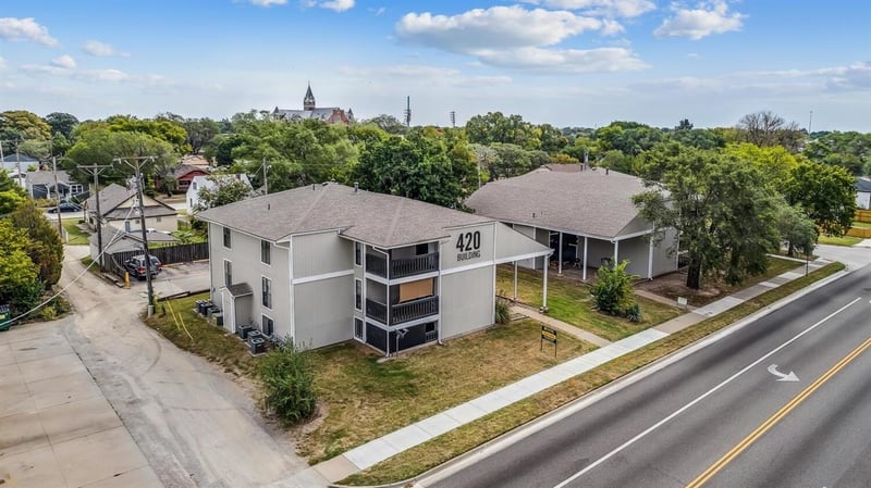 420 S Meridian Ave, Wichita, KS 67213