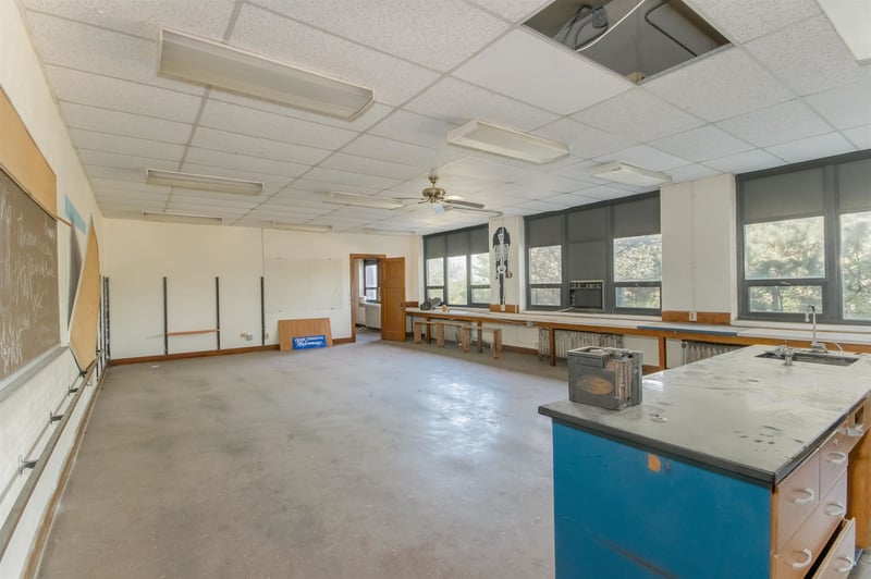 311 A St, Wellington, KS 67152