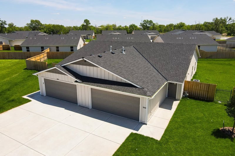 5048 - 5050 S Sycamore Ct, Wichita, KS 67217
