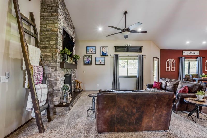10331 S 89th Cir E, Mulvane, KS 67110