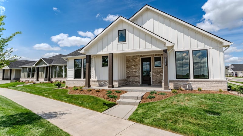 2718 Shearwater St, Wichita, KS 67204