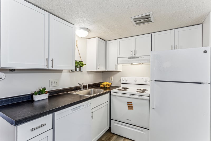 739 N Sheridan #111, Wichita, KS 67203