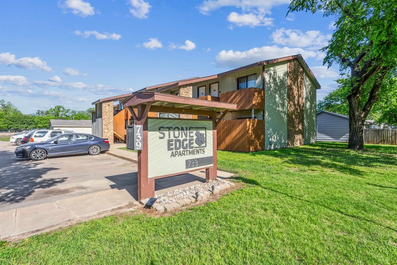 739 N Sheridan #111, Wichita, KS 67203
