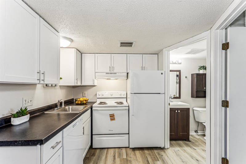739 N Sheridan #111, Wichita, KS 67203