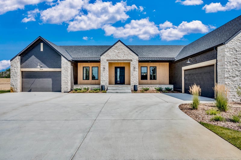 4790 N Ridge Port Ct, Wichita, KS 67205