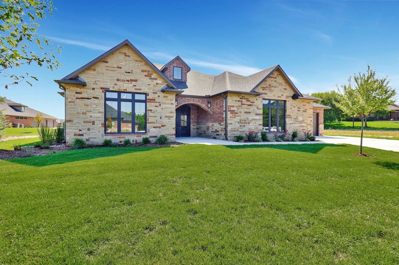 4041 N Tyler Ct, Maize, KS 67101