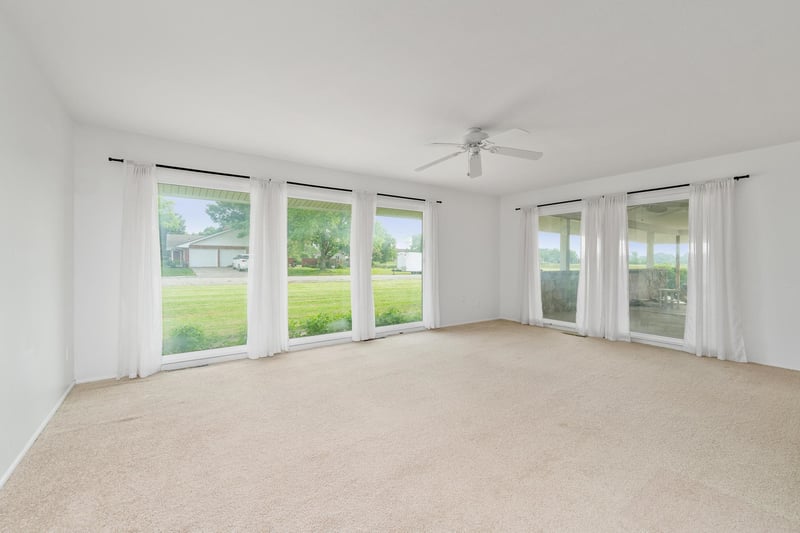 201 W Juniper St, Hillsboro, KS 67063