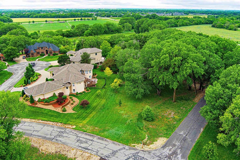 00000 Glencoe Cir, Salina, KS 67401