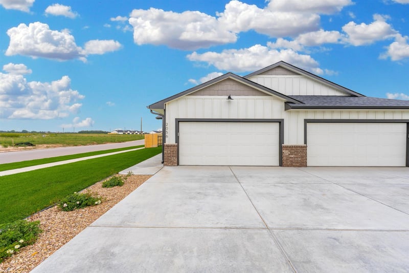 2017 Reece St, Goddard, KS 67052