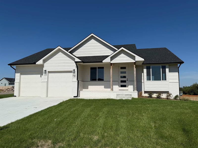 130 Poplar Cir, Goddard, KS 67052