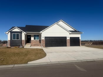 100 S Wellcrest Ct, Wichita, KS 67052