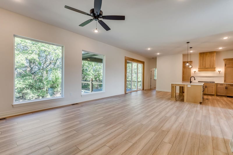 107 S Wellcrest St, Wichita, KS 67052