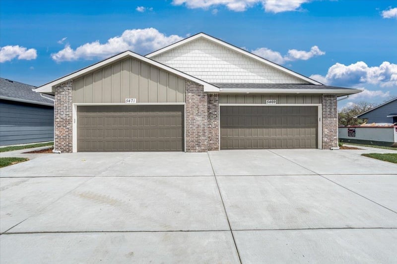 5468 Briskbay Ct, Maize, KS 67101