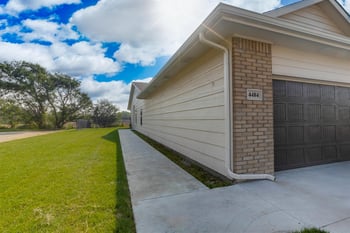 4457-4459 N Sandplum St, Wichita, KS 67205