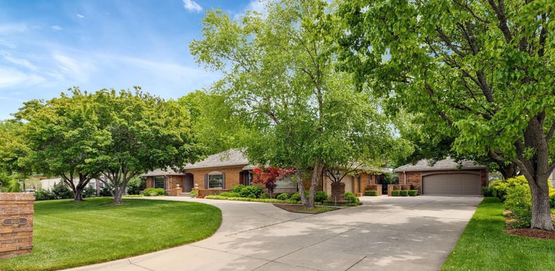 8601 E Tipperary St, Wichita, KS 67206