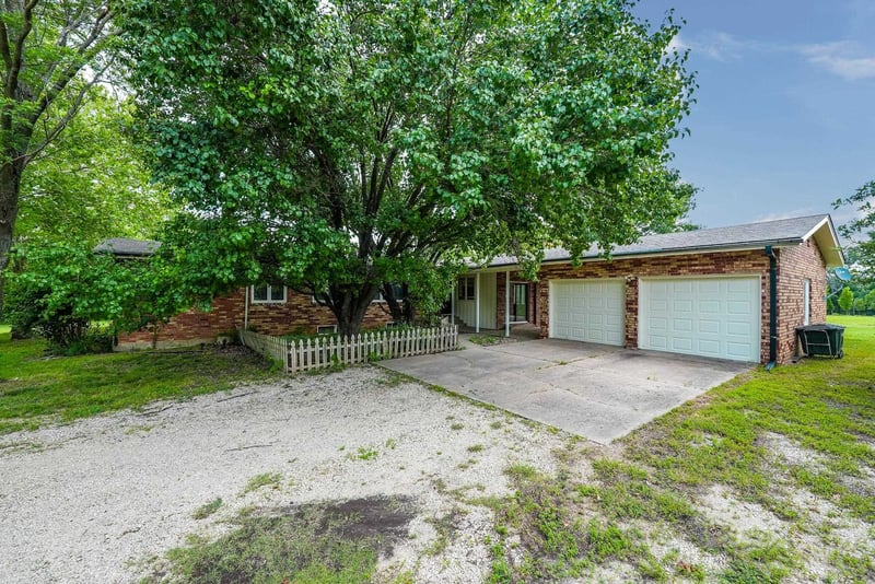 7514 SW Haverhill Rd, El Dorado, KS 67042