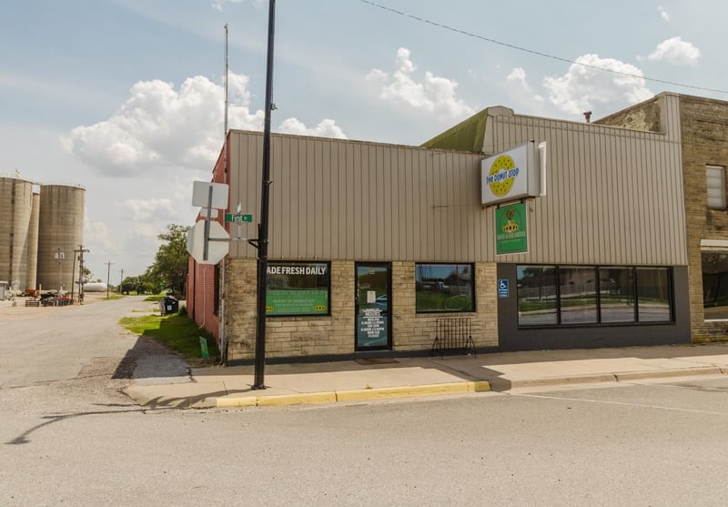 121 E 1st, Udall, KS 67146