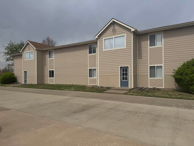 2153 Tulane Ave, Salina, KS 67401