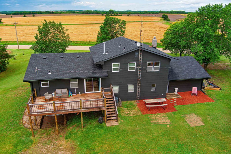 2648 Gulf Rd, Abilene, KS 67410