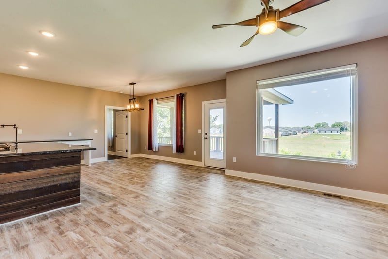 159 Longhorn Ct, Clearwater, KS 67026