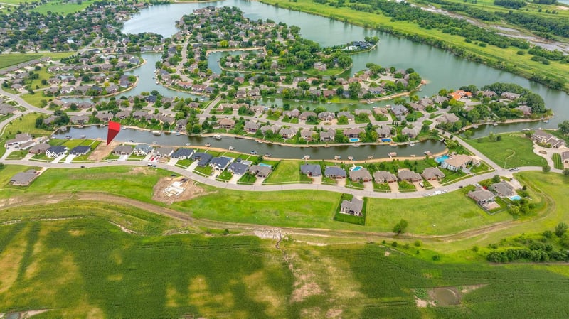 3011 Crystal Beach, Wichita, KS 67204