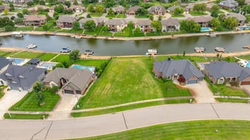 3301 W Crystal Beach, Wichita, KS 67204