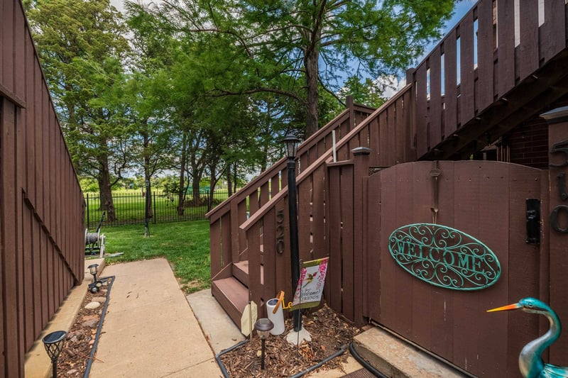 1450 Webb Rd #520, Wichita, KS 67207