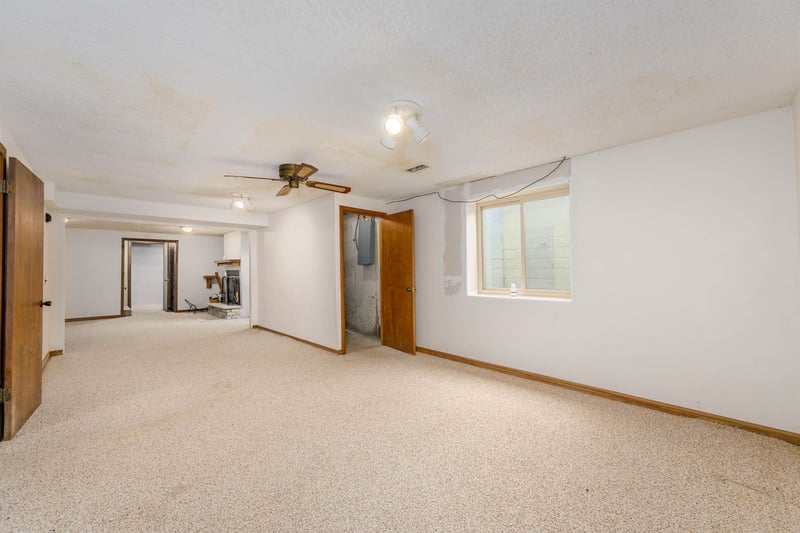 1277 N Osage Rd, Mulvane, KS 67110