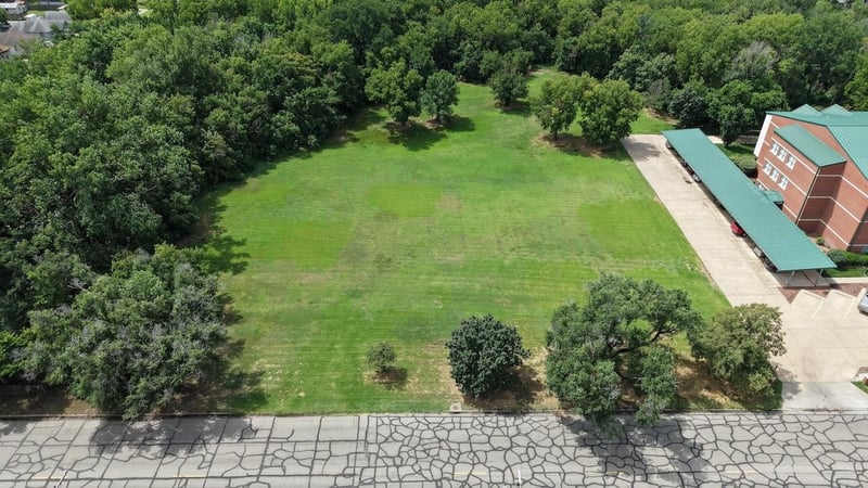 0000 Elm , Salina, KS 67401
