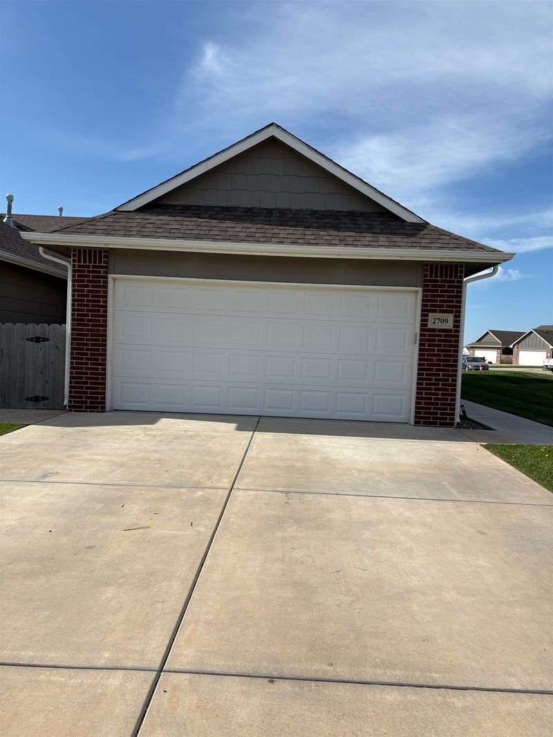 2707-2709 55th St N, Wichita, KS 67204